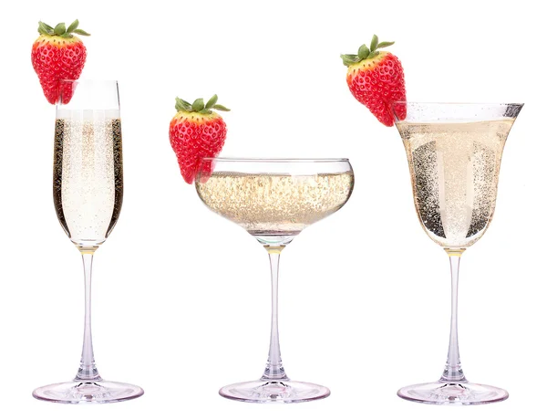 Glass of champagne with tasty strawberry — Stock Photo, Image