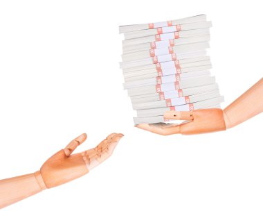 ahşap el izole dolarlık büyük paketleri