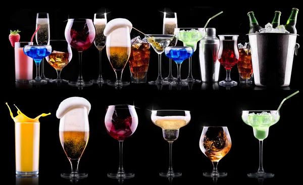 Diferente conjunto de bebidas alcohólicas — Foto de Stock