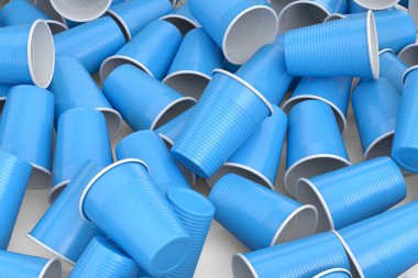 Beyaz arka planda izole edilmiş plastik tek kullanımlık parti bardağı. Meyve suyu, taze, bira için 3D servis bardağı.