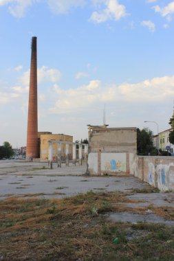 Endüstriyel mimari kalıntıları