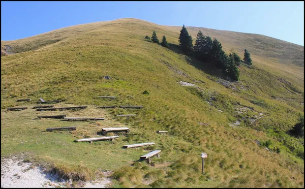 Bergwandelen landschap - golica, Slovenië — Stockfoto