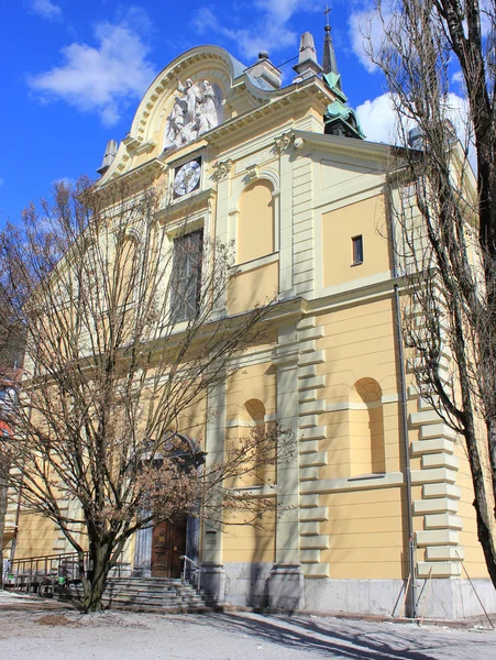 Die Kirche des Heiligen Jakobus, Ljubljana, Slowenien — Stockfoto