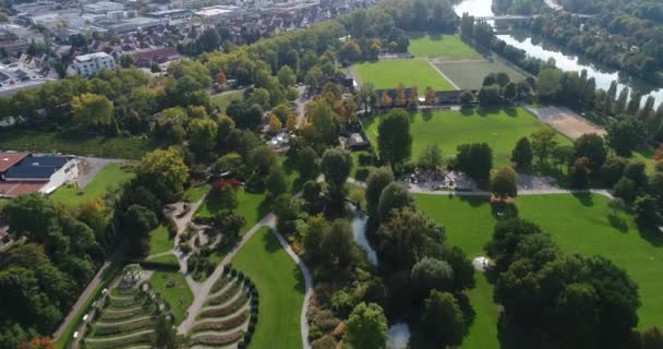 Aerial Copter Flight Beautiful Sunny Heilbronn City Flowing Neckar River — ストック動画