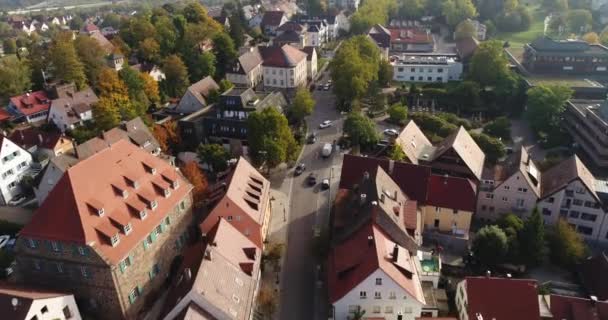 Aerial Drone Flight Beautiful Sunny Weinsberg Surrounded Greeny Mountains Panorama — Vídeo de Stock