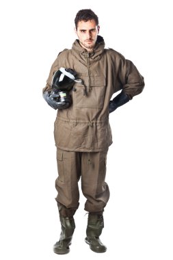 tehlike elbiseli ciddi adam