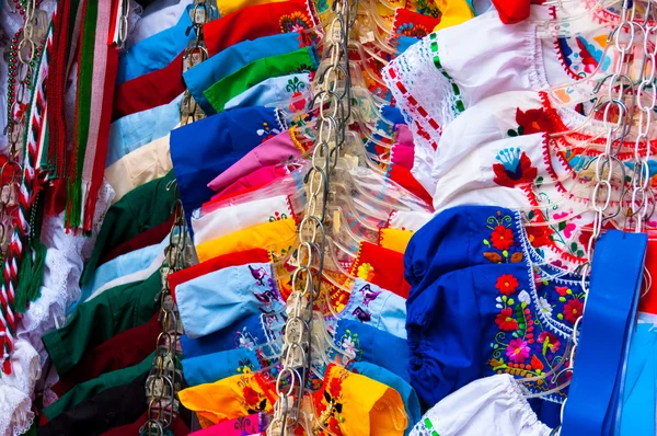 Vestidos mexicanos — Foto de Stock