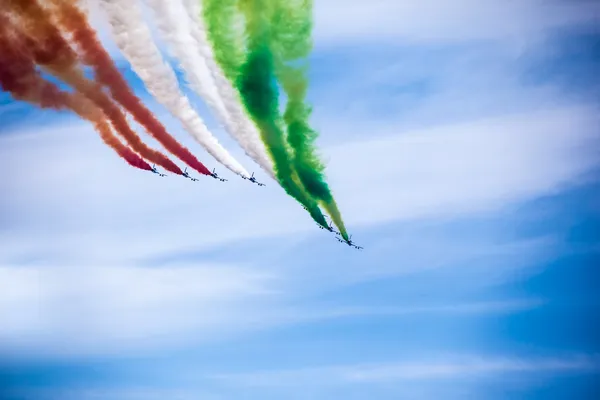 Escuadrón de aviones acrobáticos italianos — Foto de Stock
