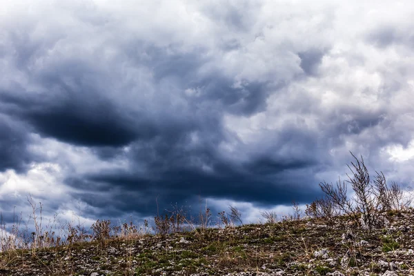 Cielo tormentoso — Foto de Stock