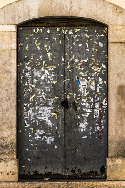Dirty metal door — Stock Photo, Image