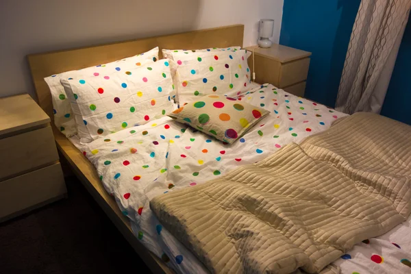 Çocuğun yatak — Stok fotoğraf