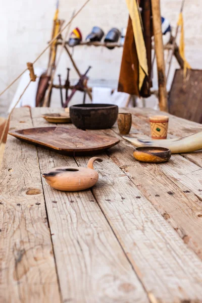 Mittelalterlicher Tisch — Stockfoto