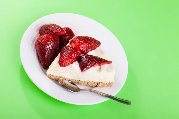 Strawberry custard cake — Stock Photo, Image