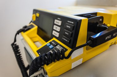 defibrilatör birimi