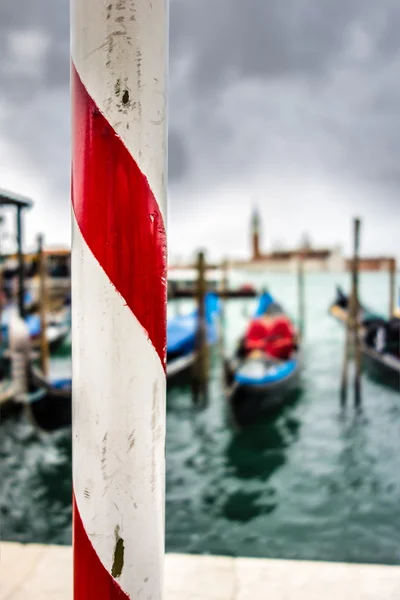 Poste de amarre —  Fotos de Stock