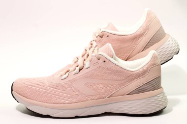 Hafif spor ayakkabıları. 