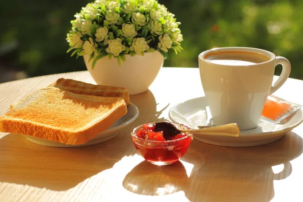 Kaffee Toastbrot Und Butter Zum Frühstück — Stockfoto