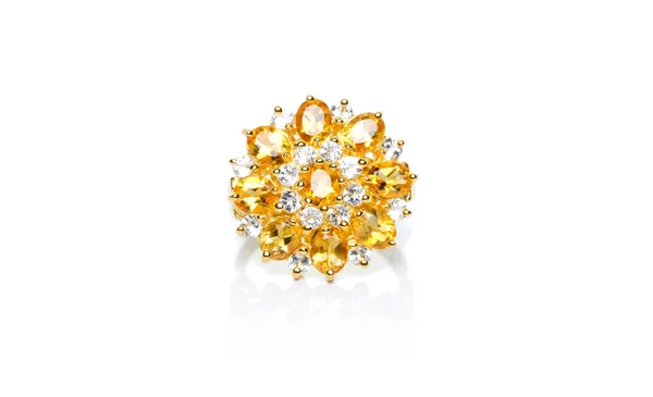 Gele Saffier Diamond Jewel Edelstenen Ring Witte Achtergrond Met Reflectie — Stockfoto