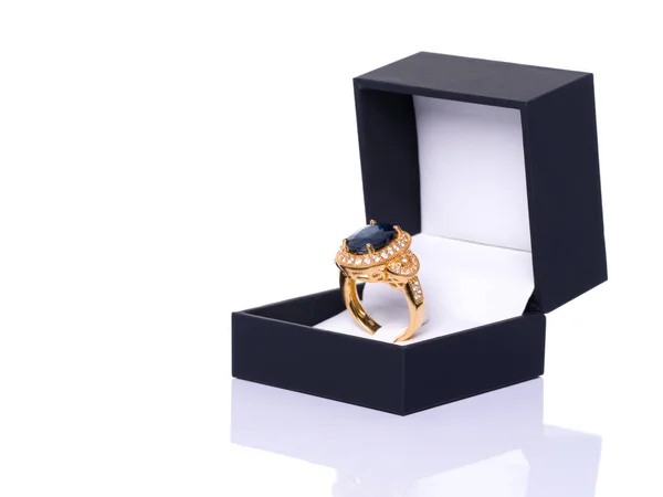 Blue Sapphire Diamond Jewel Gems Ring Dark Blue Jewel Box — Foto Stock