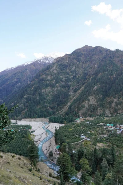 Ποταμός Baspa Που Διασχίζει Χωριό Batseri Sangla Kinnaur Himachal Pradesh — Φωτογραφία Αρχείου