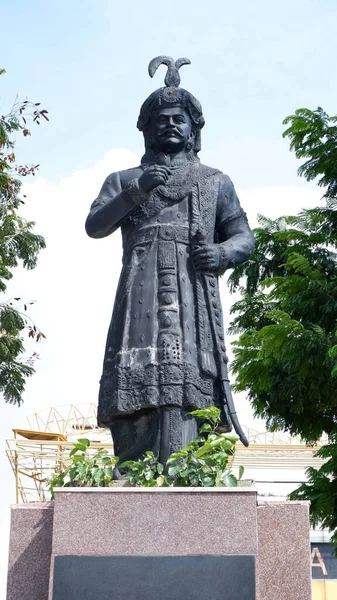 Statue Sri Krishna Devaraya Empereur Vijayanagar Chemin Collier Hyderabad Telangana — Photo