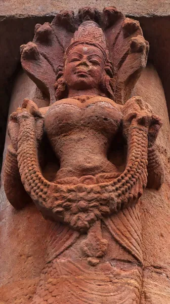 Escultura Naga Sosteniendo Guirnalda Puerta Jagamohana Del Templo Rajarani Templo — Foto de Stock
