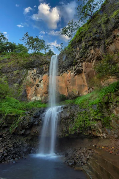 Rautwadi Şelalesi Radhanagiri Maharashtra Hindistan — Stok fotoğraf