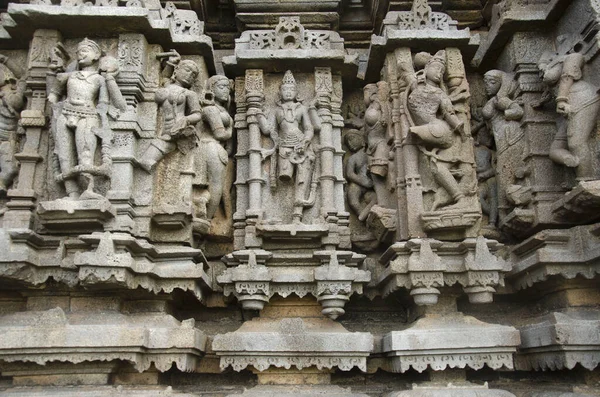 Chrám Jemně Rozměrný Bohatě Vymodelovaný Plánu Skládá Garbhagriha Antarala Mahamandapa — Stock fotografie