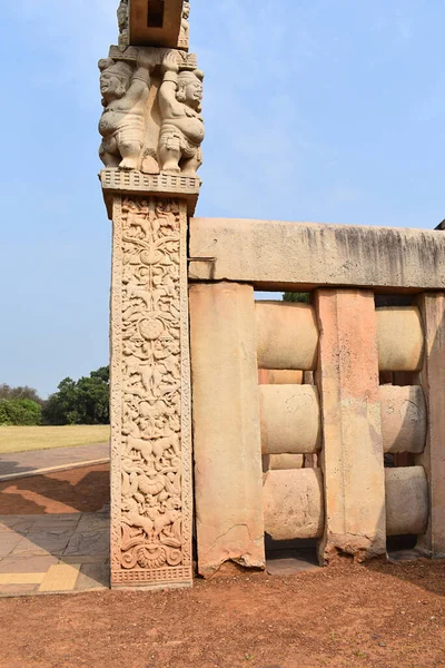 Stupa Západní Brána Pravý Pilíř Vně Panelu Jezdci Mytických Zvířatech — Stock fotografie