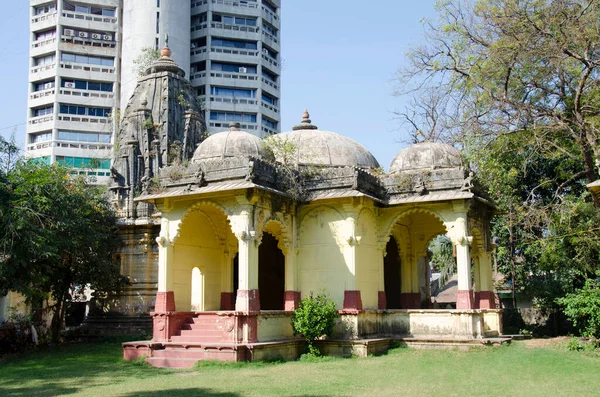 Kirti Mandir建筑群中的小庙 也被称为名庙 Temple Fame 是盖克瓦德的墓志铭 Vadodara Gujarat India — 图库照片