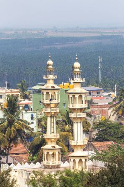 Channagiri Kalesi, Devanagare, Karnataka, Hindistan 'dan Mescidi Mezarlar ve Manzara