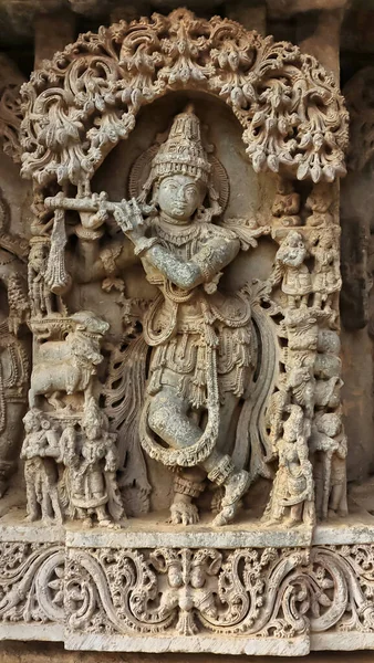 Escultura Del Señor Krishna Tocando Flauta Templo Lakshminarsimha Javagal Hassan — Foto de Stock