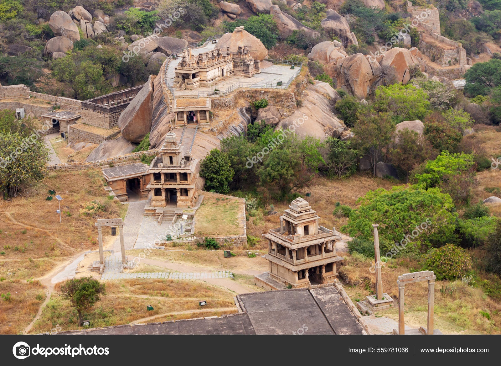 Vista Superior Mandapam Hidambeswara Temple Chitradurga Fort Karnataka  Índia fotos, imagens de © RealityImages #559781066