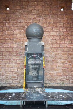 Cuncolim Chieftains Anıtı 15 Temmuz 1583, Cuncolim, Goa, Hindistan kabile reislerinin cesaret ve kahramanlıklarına adanmıştır.