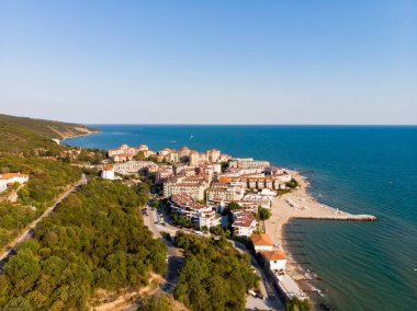 Bulgaristan 'da deniz manzaralı Elenite tatil beldesi kompleksi
