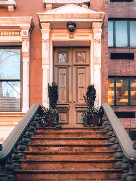 Nice Entrance Brownstone — Stock Photo, Image