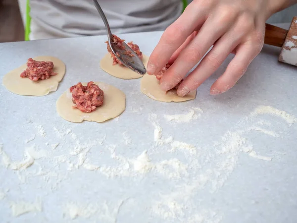 Hand Girl Who Makes Dumplings Home Close Homemade Food — Fotografia de Stock