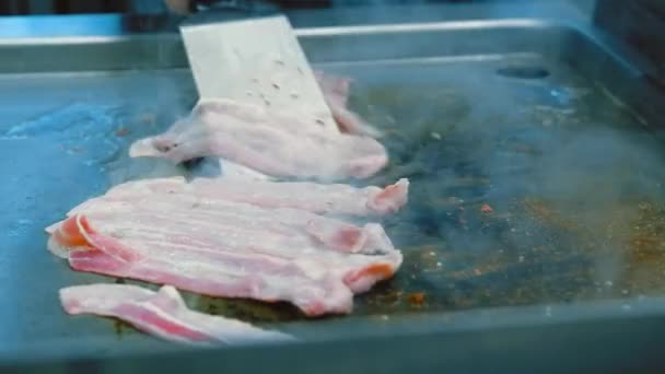 Chef Cooking Hand Sliced Delicious Pieces Crispy Flavourful Bacon Fried — Stock Video