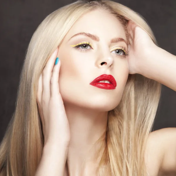 Модна Модель Жіночої Краси Обличчя Блондинка Красива Жінка Модель Білому — стокове фото