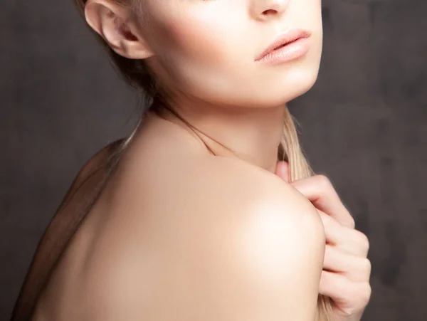 Skönhetsansikte Vacker Kvinna Ansikte Med Ren Hud Isolerad Hudvård Ansiktsbehandling — Stockfoto