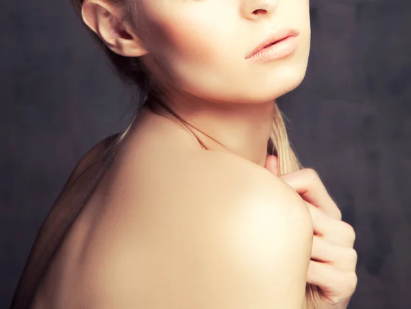 Skönhetsansikte Vacker Kvinna Ansikte Med Ren Hud Isolerad Hudvård Ansiktsbehandling — Stockfoto