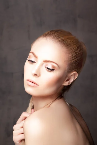 Bellezza Bella Faccia Donna Con Pelle Pulita Isolato Cura Della — Foto Stock