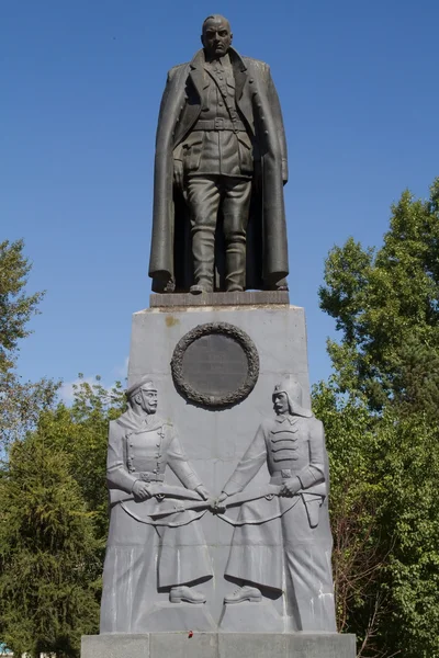 Памятник адмиралу Колчаку в Иркутске — стоковое фото