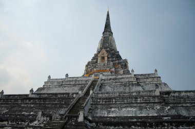 wat tanga phuthao ayutthaya içinde beyaz stupa