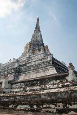 wat tanga phuthao ayutthaya içinde beyaz stupa