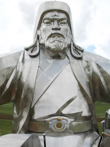 Monument voor genghis khan in Mongolië — Stockfoto