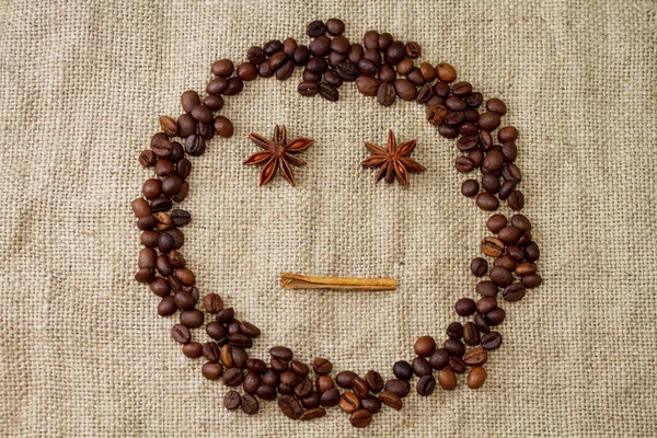 Alegre sonriente de granos de café — Foto de Stock