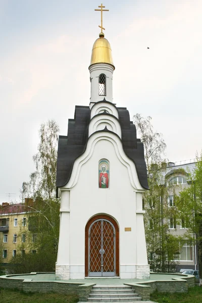 Small Orthodox chapel in the city of Barnaul — Stock Photo, Image