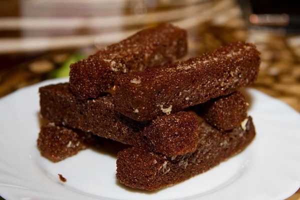 bira için sarımsak ile çavdar ekmeği kuyusu