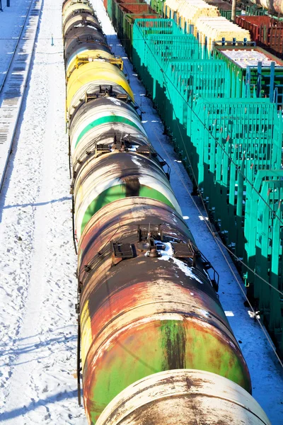 Tren de vagones con tanques de aceite — Foto de Stock